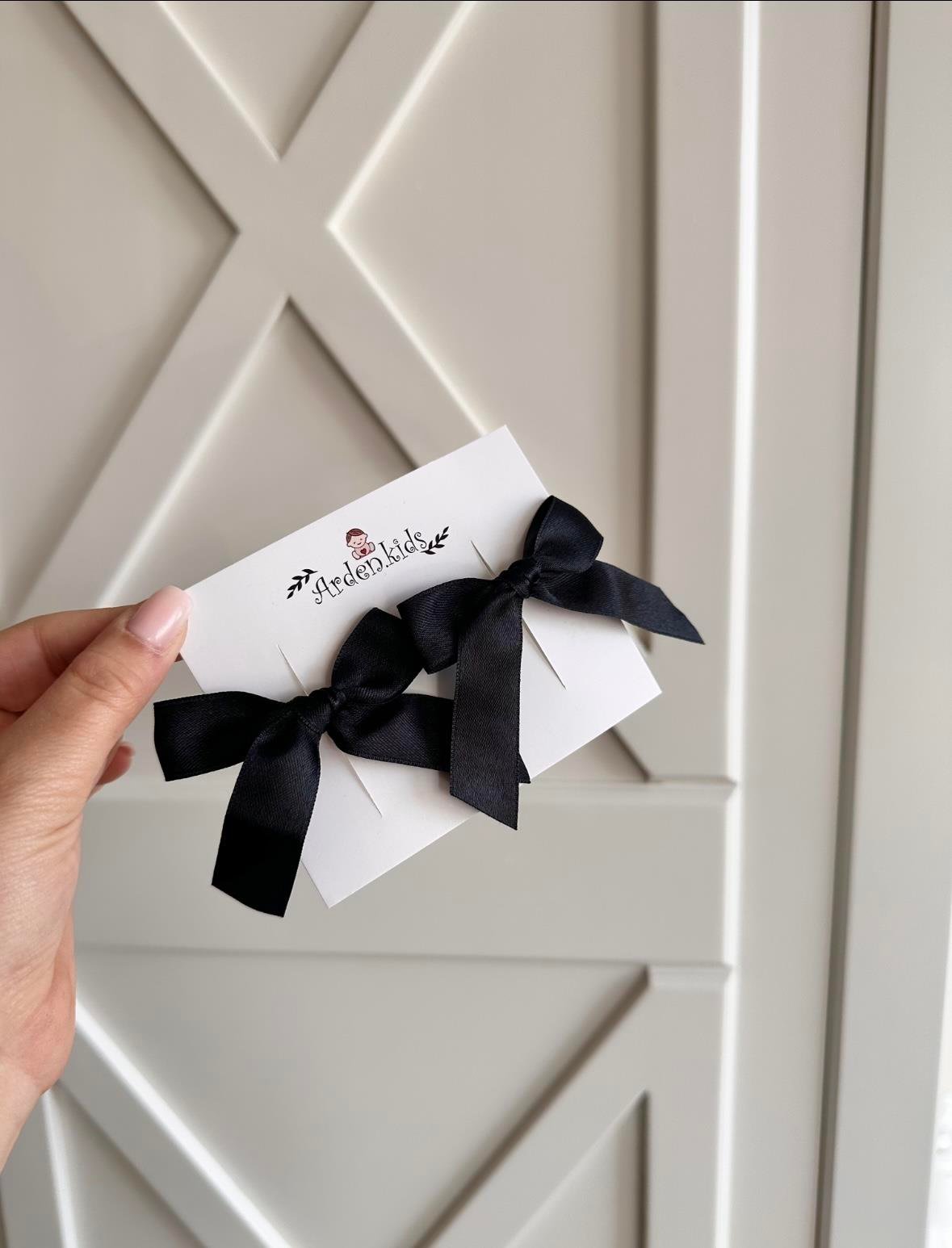 2'li Siyah Ribbon Toka