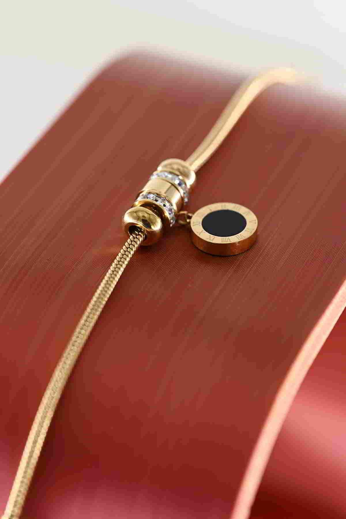 Çelik Gold Charm Bileklik