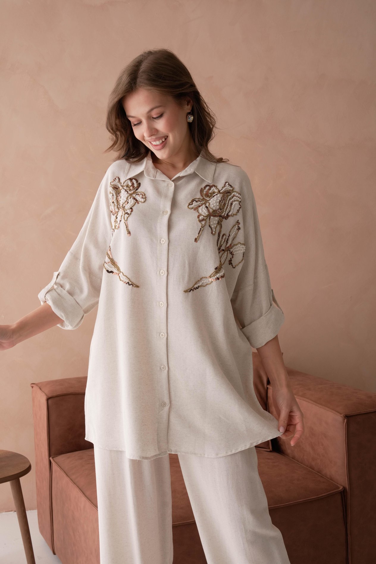 BONCUK NAKIŞ İŞLEMELİ OVERSIZE KETEN GÖMLEK17402