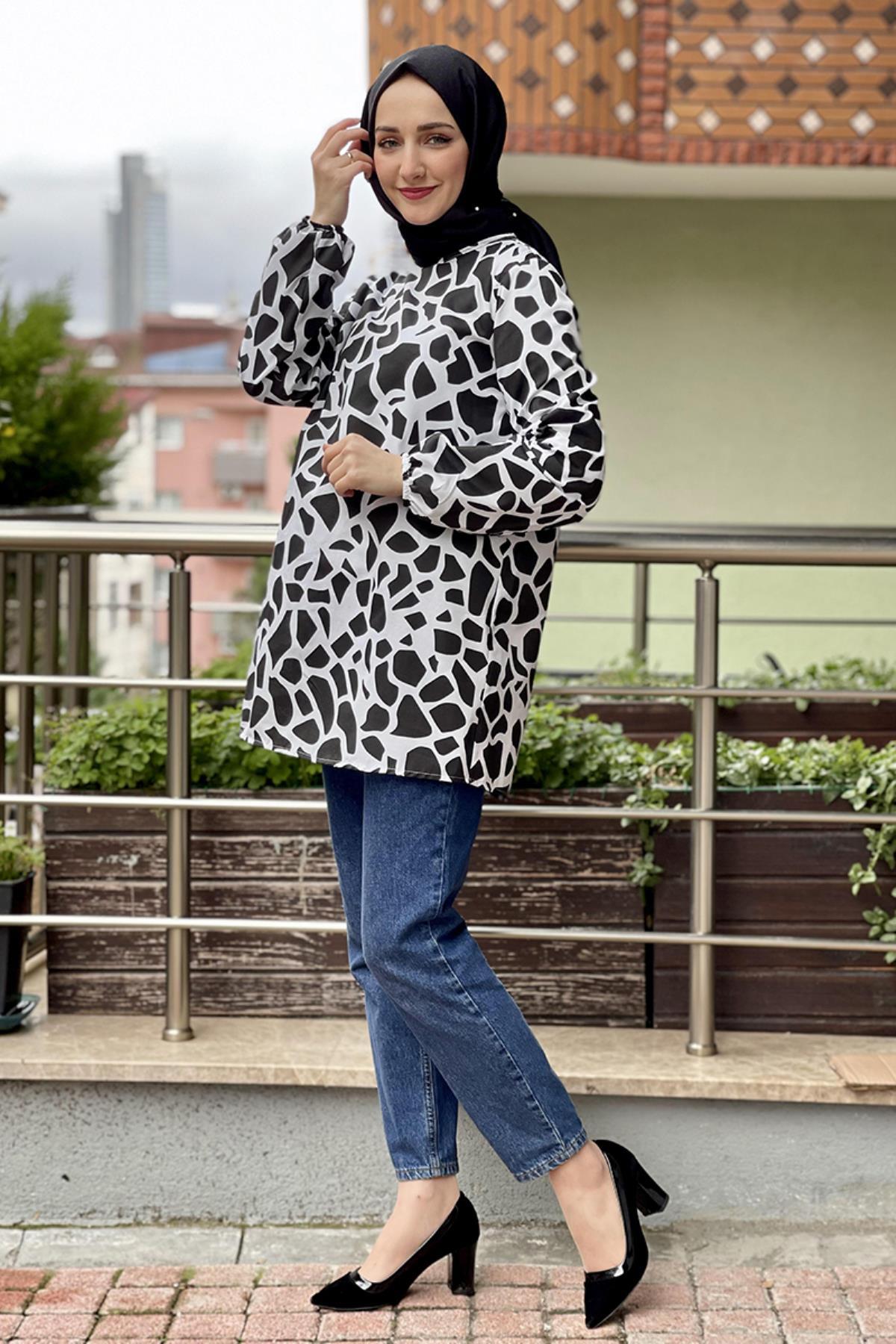 Celira Desenli Tunik