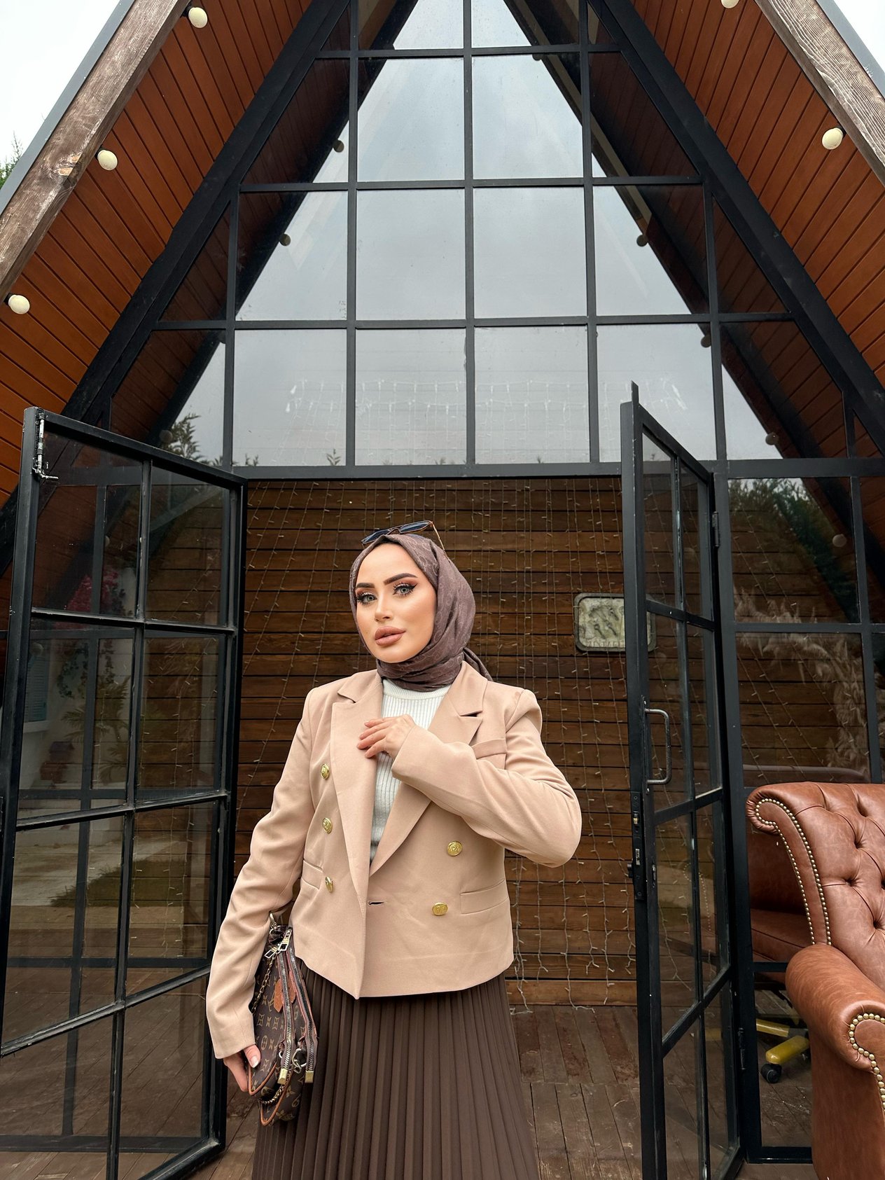 Kruvaze Krop Ceket Düğme Detaylı Krem