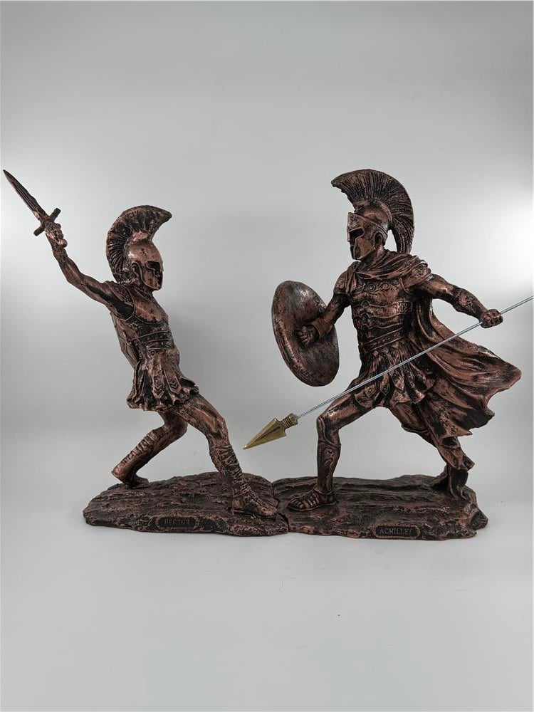HEKTOR VE AŞİL SAVAŞ HEYKELİ