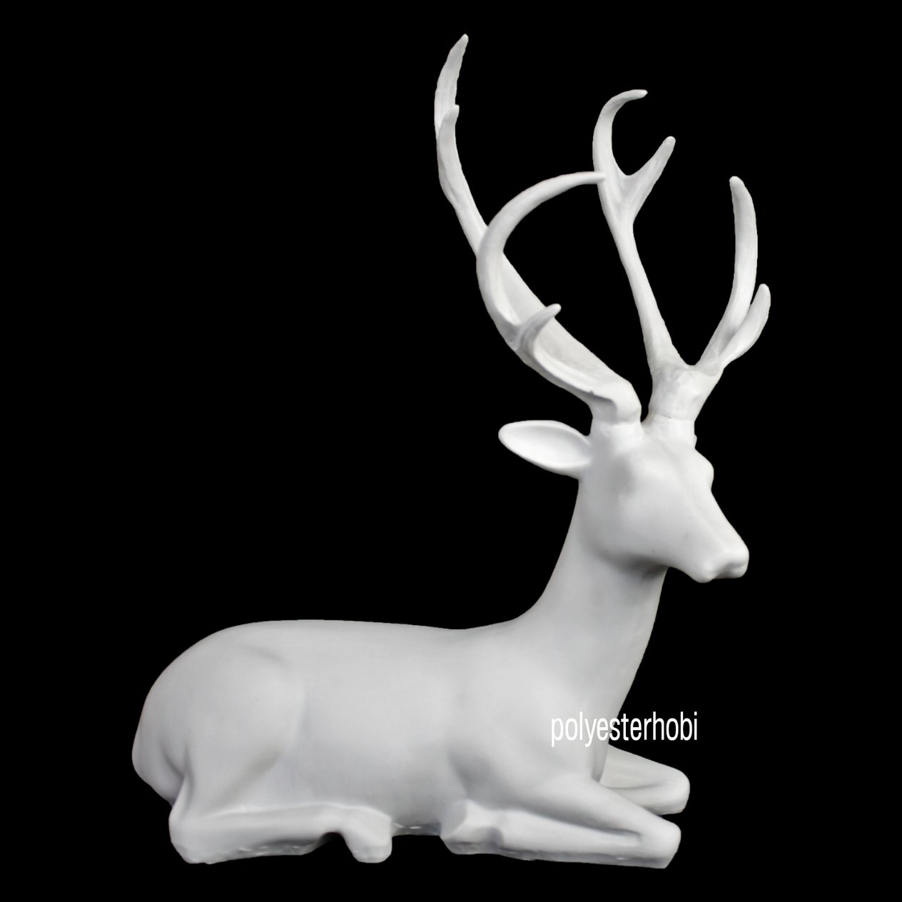 ob-1731-oturan-buyuk-geyik-ham-polyest-2d2-46.png