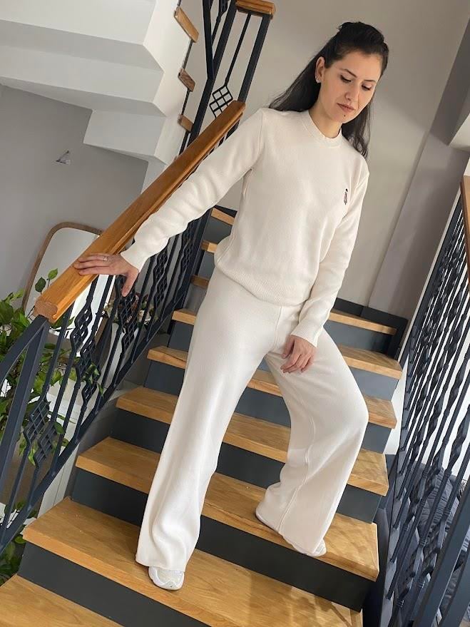Krem Triko Pantolon
