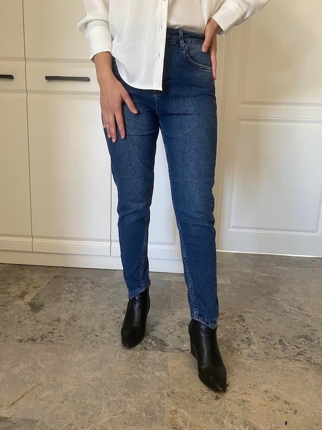 MOM JEAN