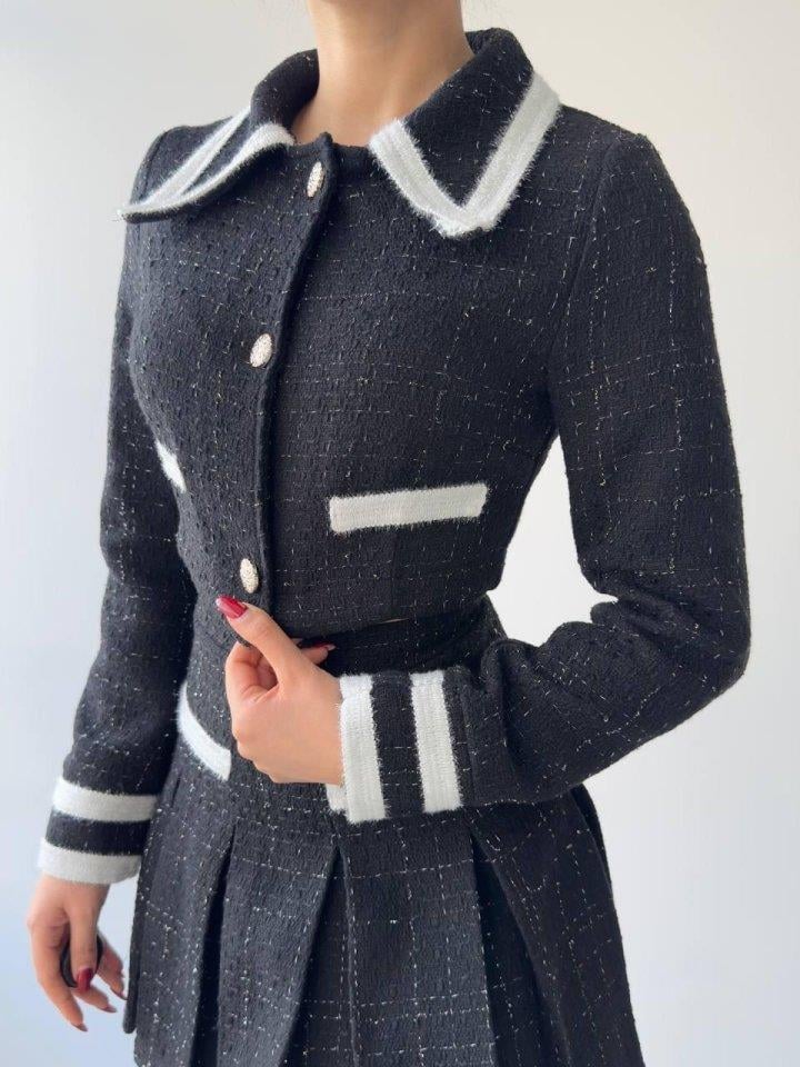 Dora Chanel Takım