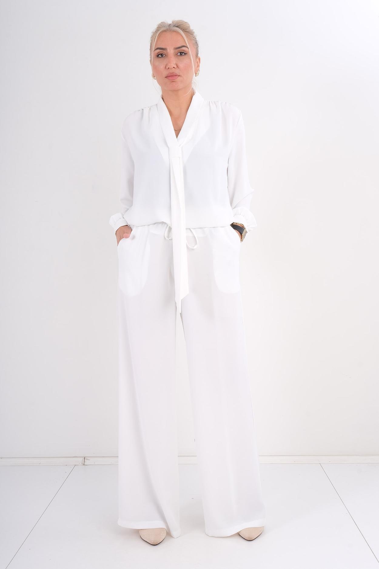 Tugce & Ece Casual Suit White