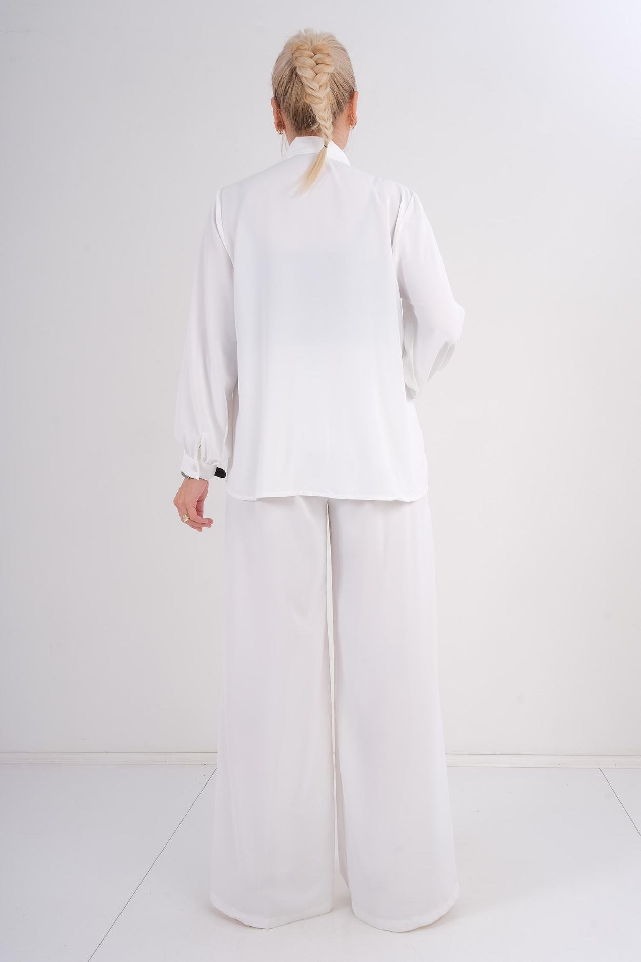 Tugce & Ece Casual Suit White
