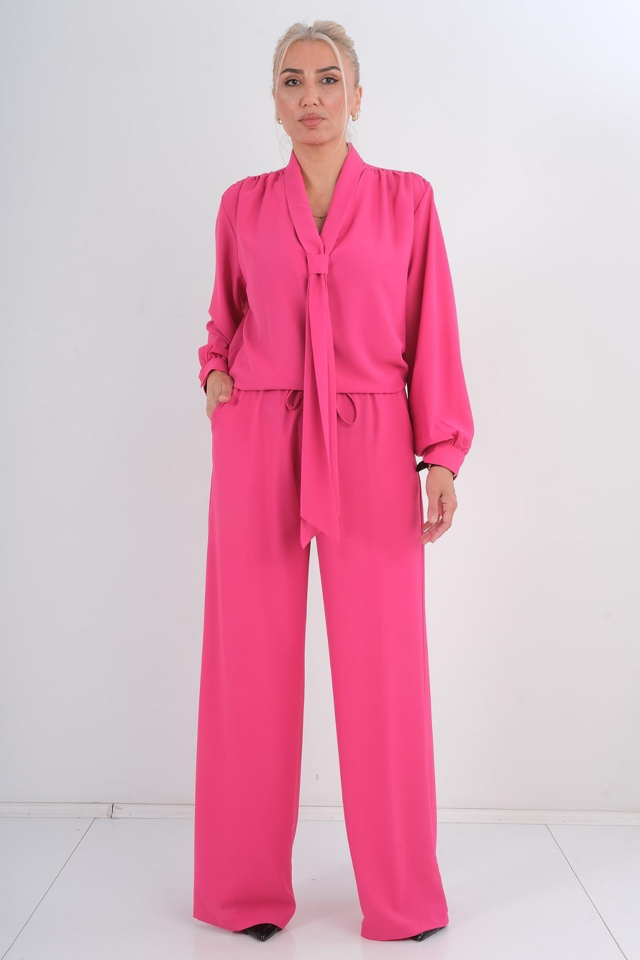Tugce & Ece Casual Suit Pink