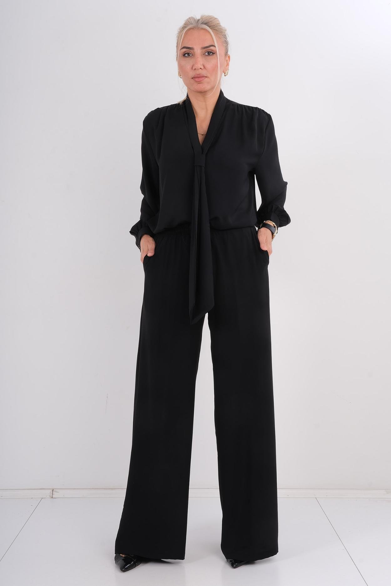 Tugce & Ece Casual Suit Black