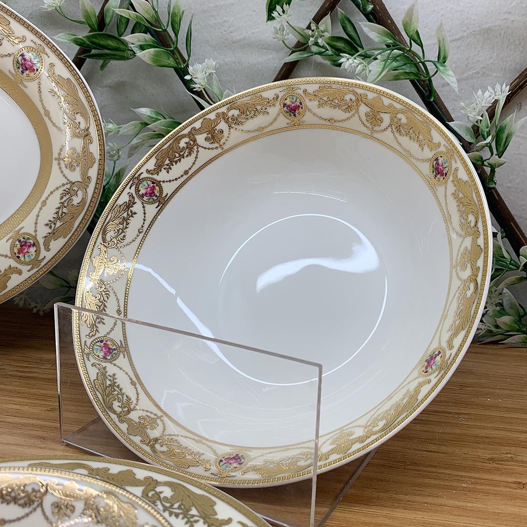 Dinner Set for 12Everre 58 Piece Porcelain Dinner Set for 12 People