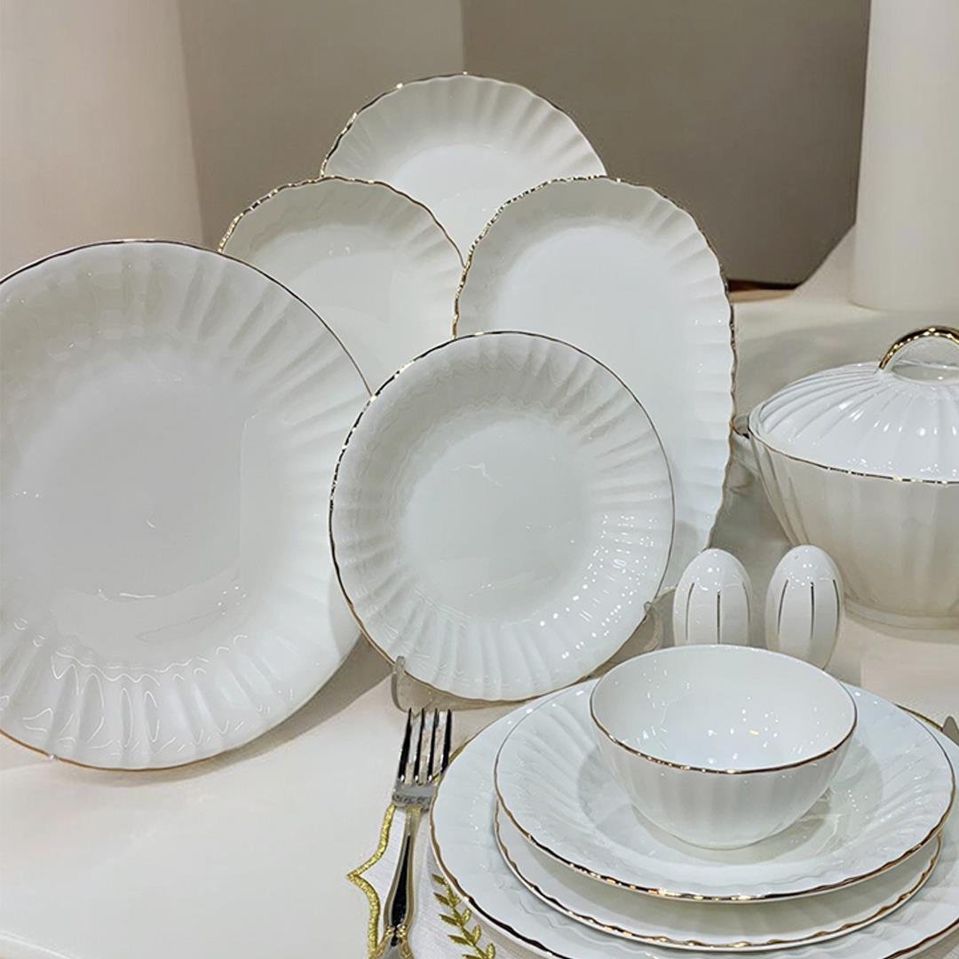 12 Kişilik Yemek TakımıWinterbach 58 Parça 12 Kişilik Yemek Takımı - Gold