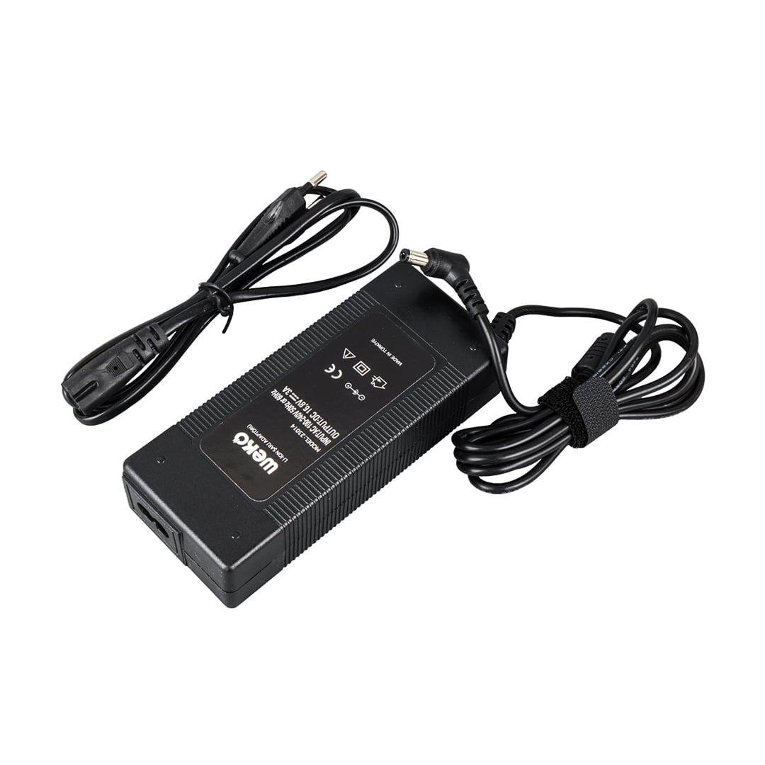 16.8 VOLT - 3 AMPER 5.5*2.5 UÇLU KIRMIZI YEŞİL LEDLİ MASA TİPİ ŞARJ ADAPTÖRÜ (5110)