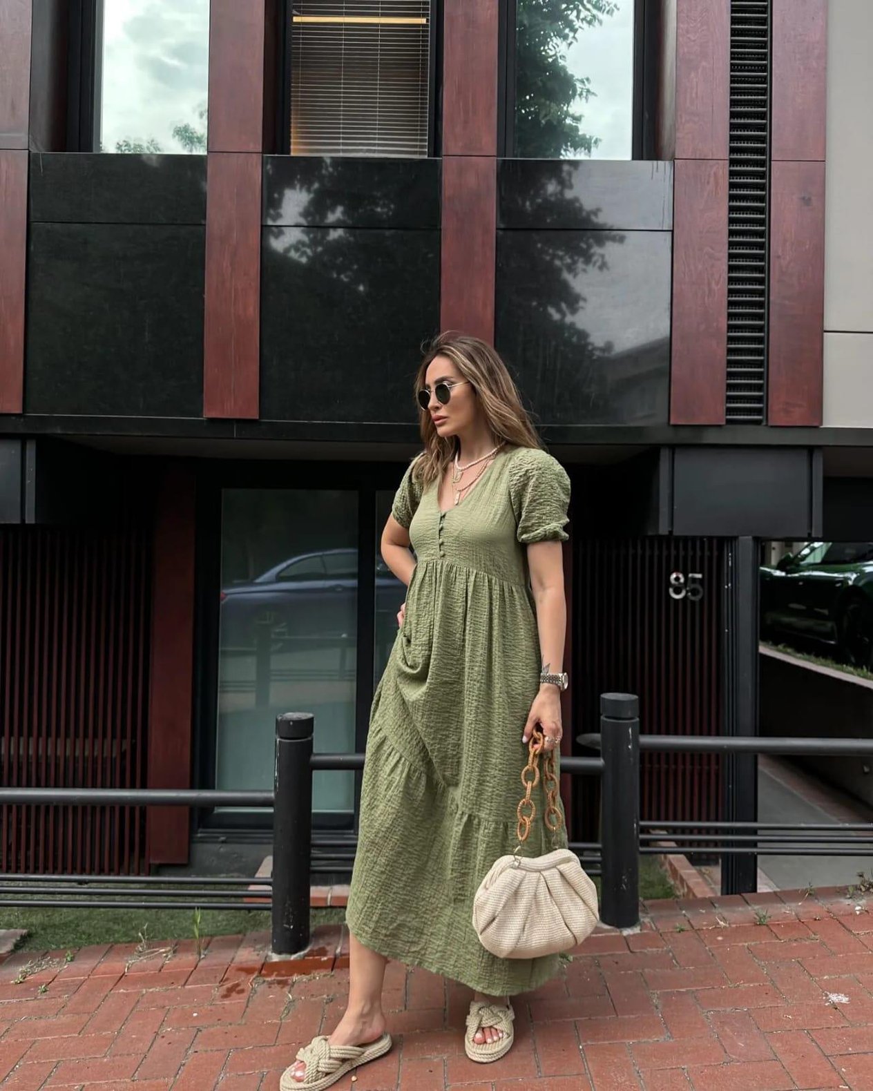 ZR ORJ YEŞİL GOFRE MİDİ ELBİSE
