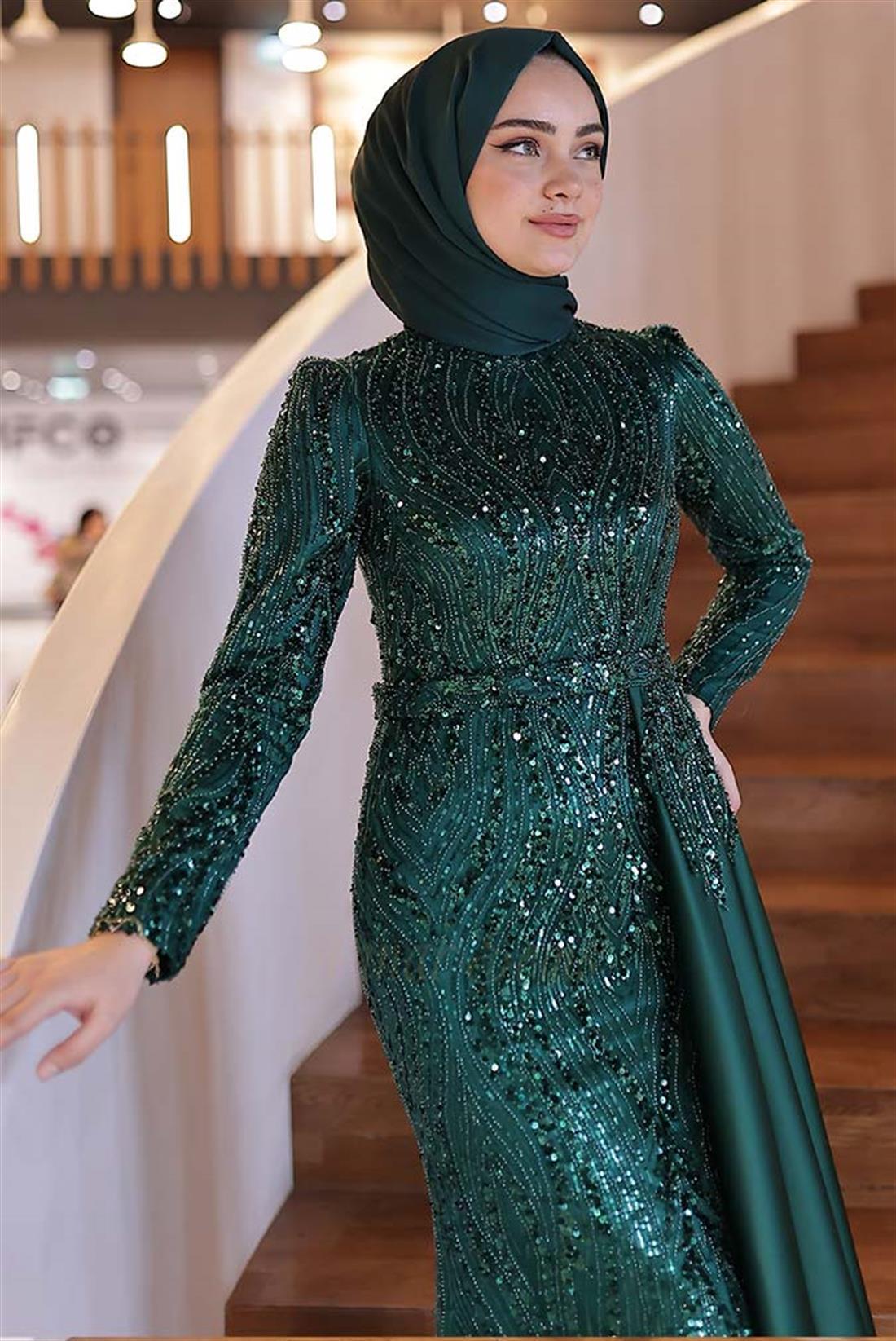 Pınar Şems Hayrunisa Abiye Zümrüt