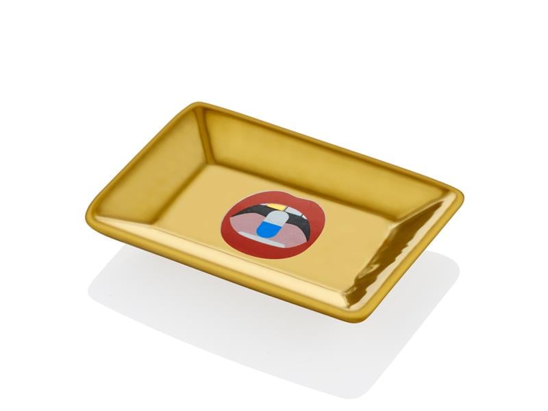 DOSE B KIRMIZI DUDAKLI GOLD AKSESUARLIK 7,8X5,8X1,3 CM (12)