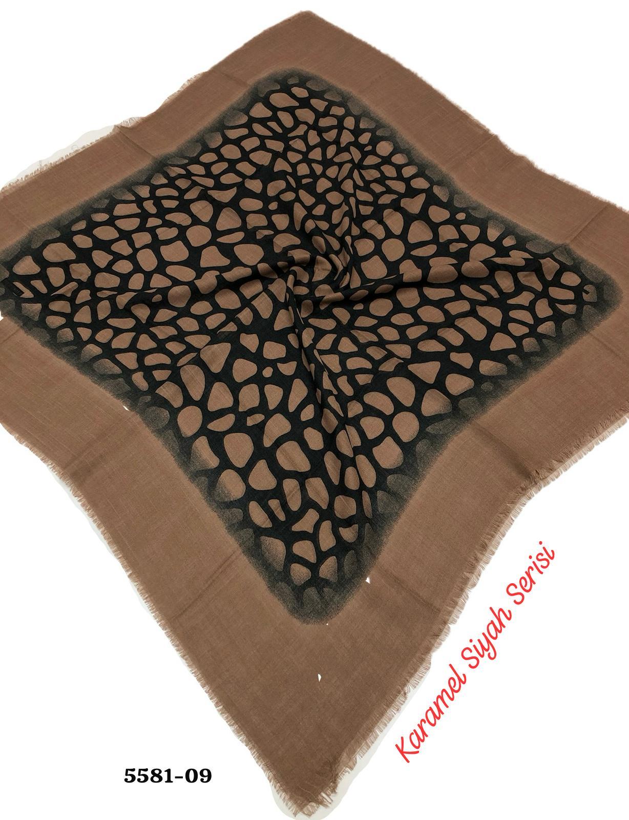 5581 Flamlı Pamuk Eşarp