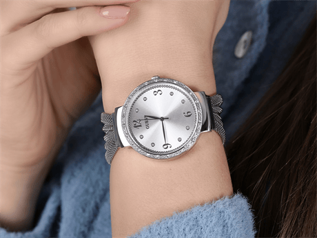 Guess GUW1083L1 Kadın Kol Saati