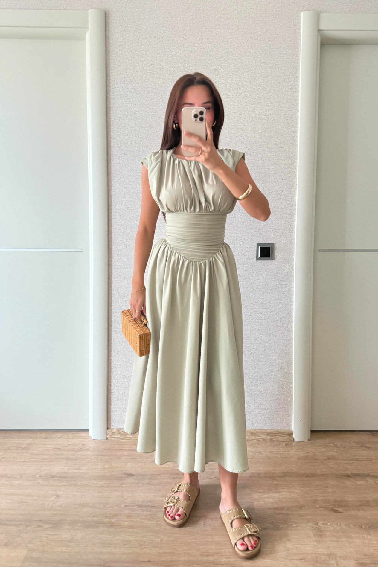 TASARIM YEŞİL ELBİSE