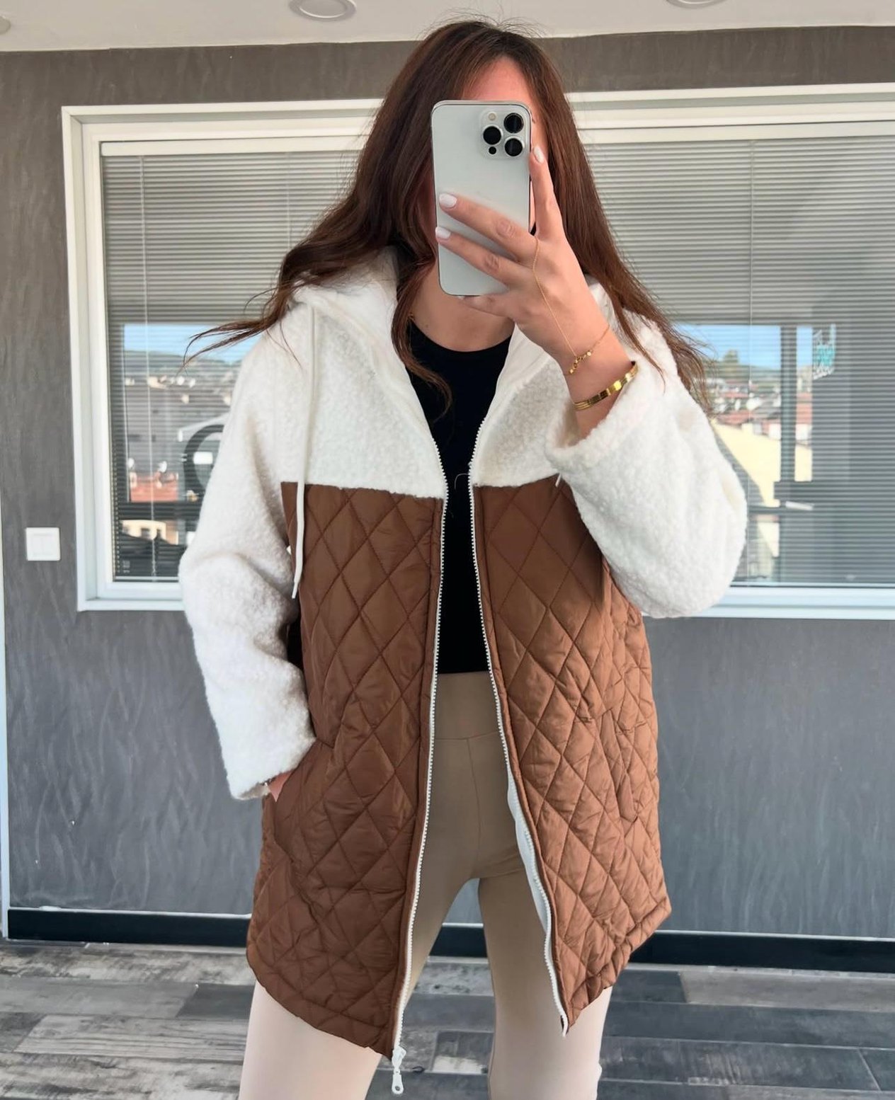 KAPİTONE MONT