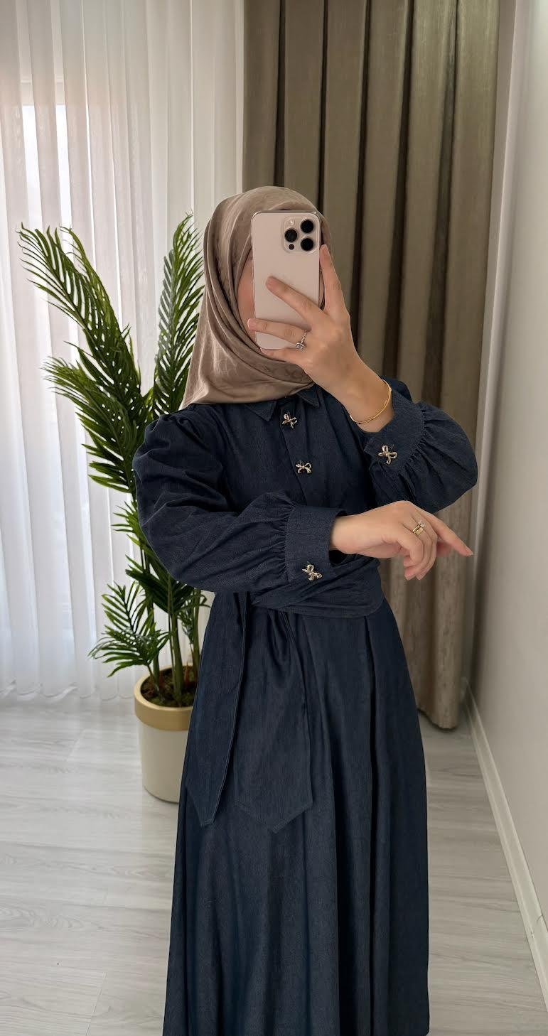 Mina Kot Elbise