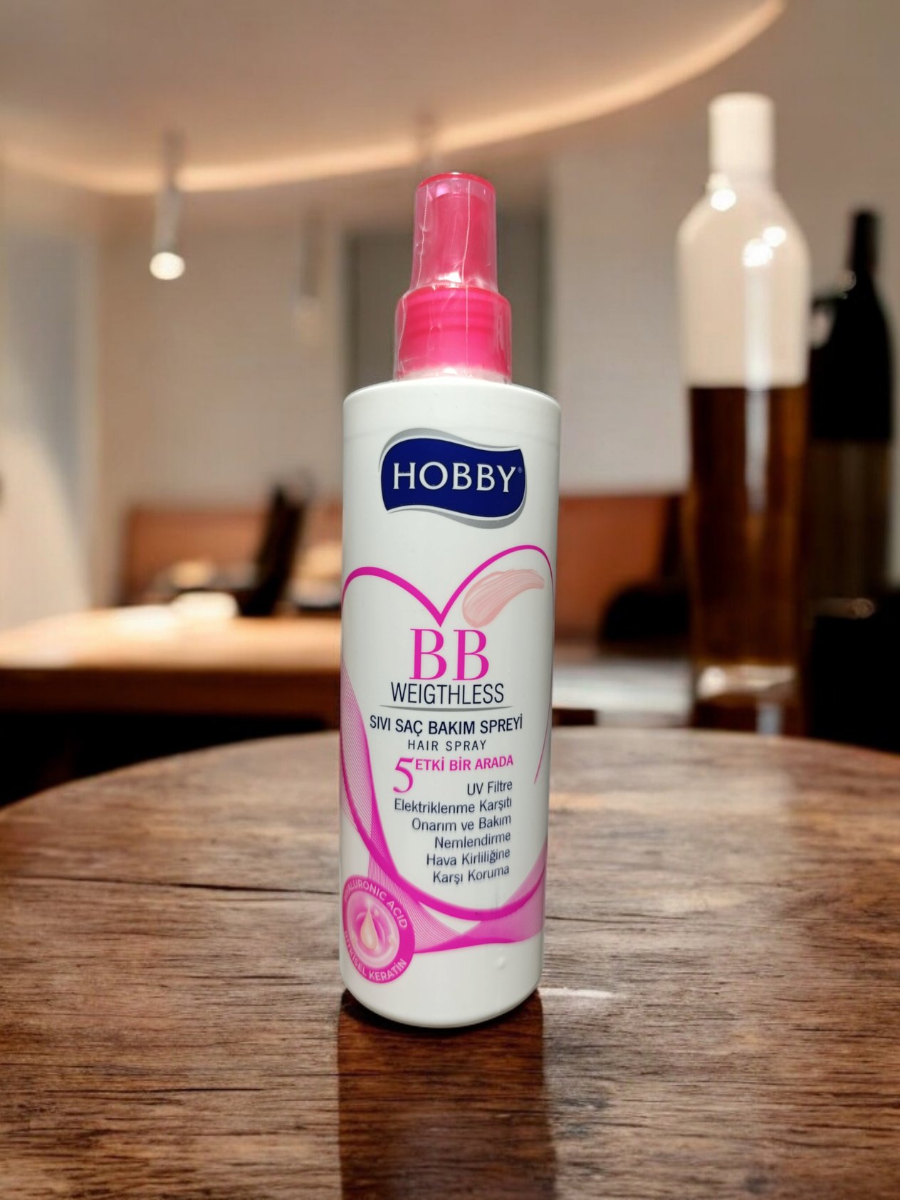 BB WEIGHTLESS Sıvı Saç Bakım Spreyi (250ML), 5 Etki Bir Arada