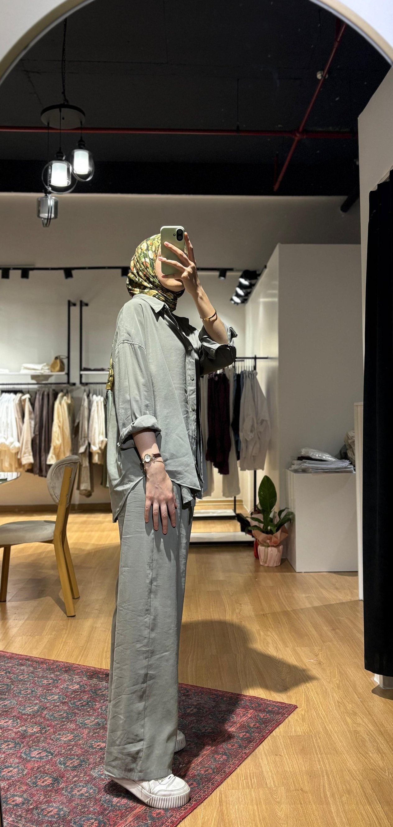 BELİ LASTİKLİ MODEL TAKIM