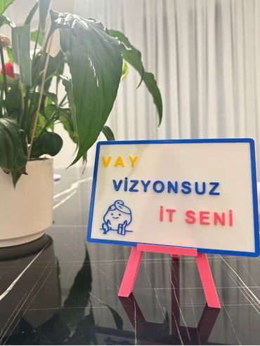 Kişiselleştirilebilir Masa Dekoru