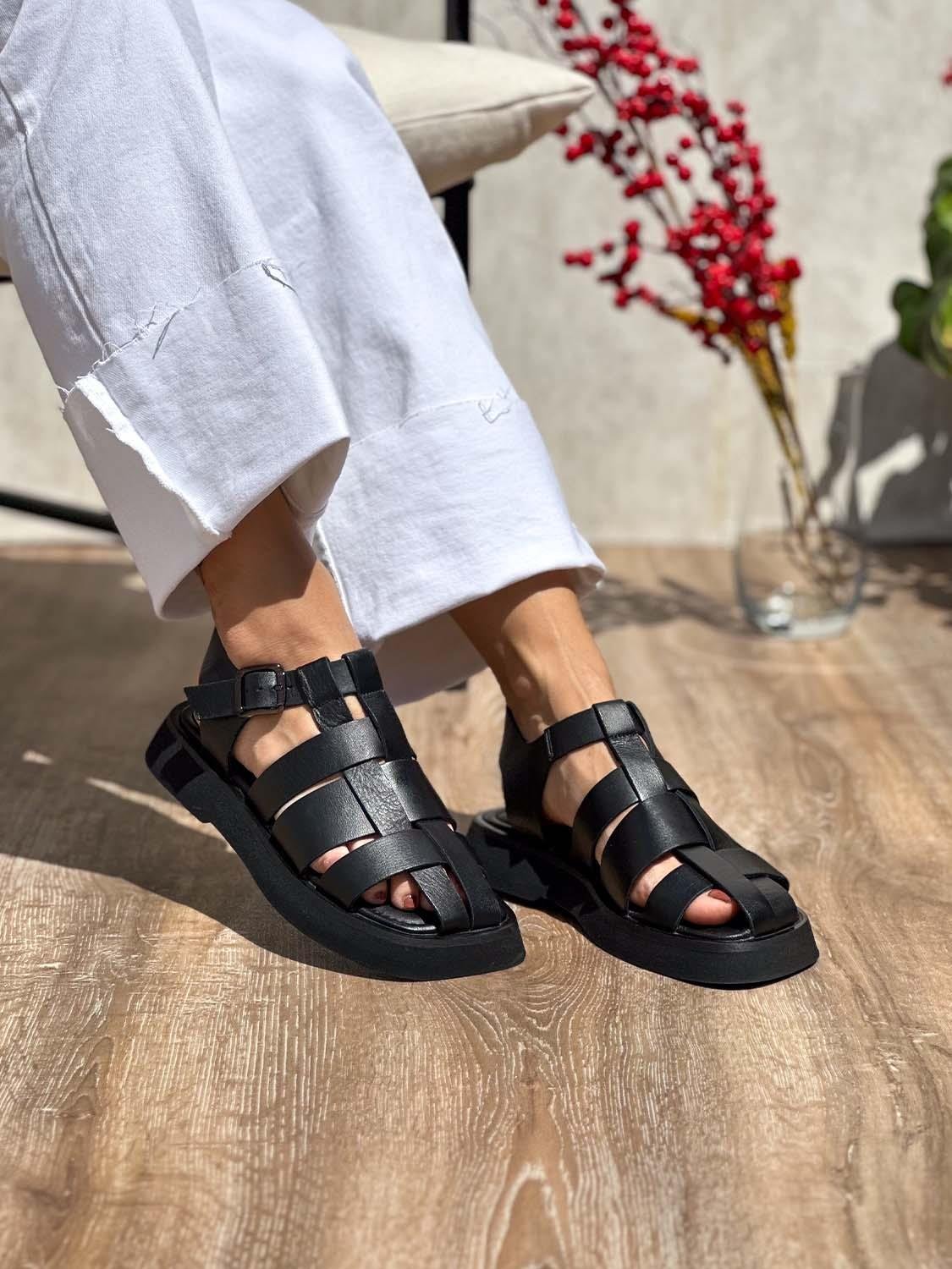 Saela Hakiki Deri Kadın Sandalet