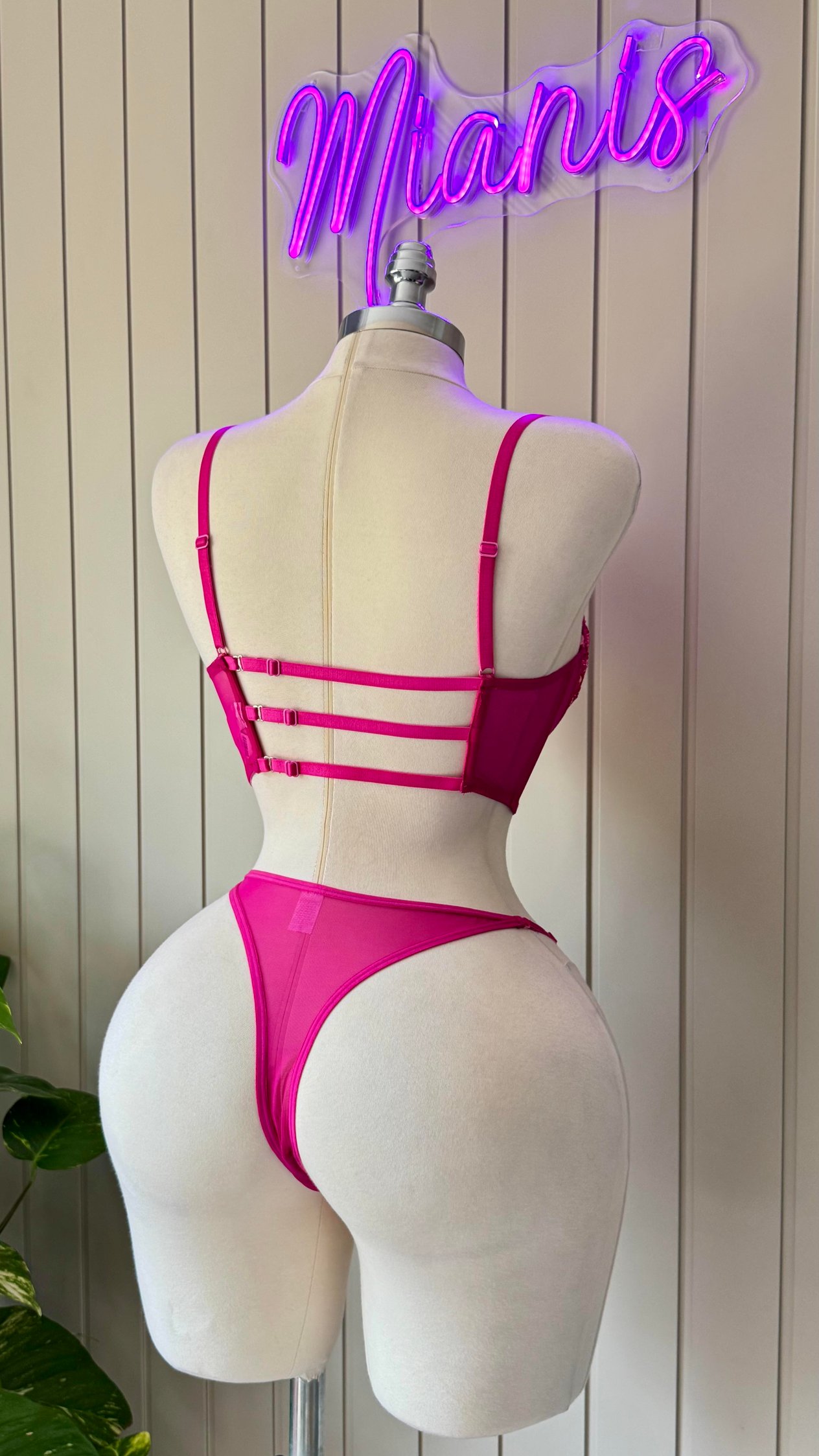 Fuşya Bralet Payetli Takım