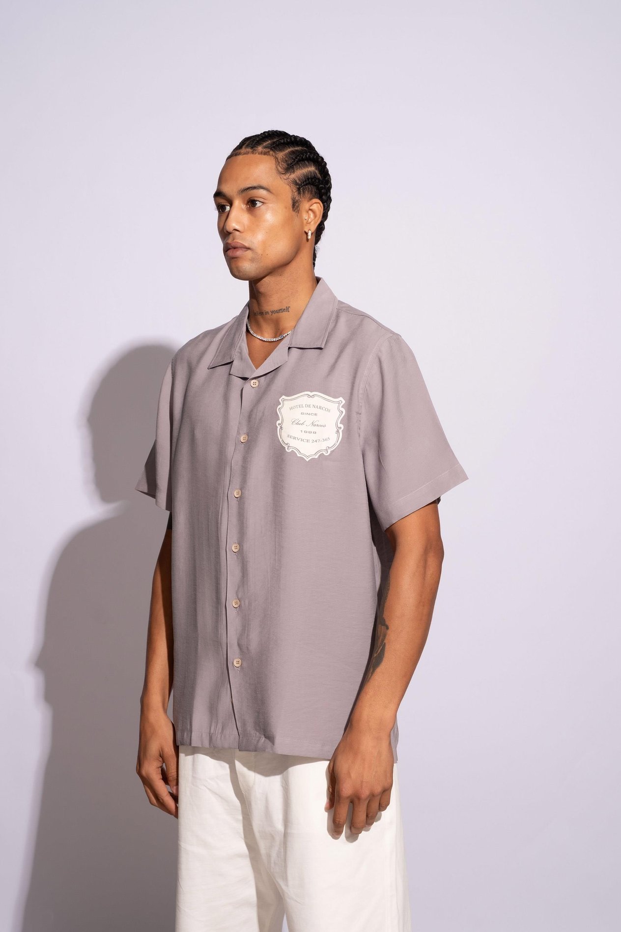Narcos Oversize Erkek Gri Tişört Hotel Narcos Oversize Erkek