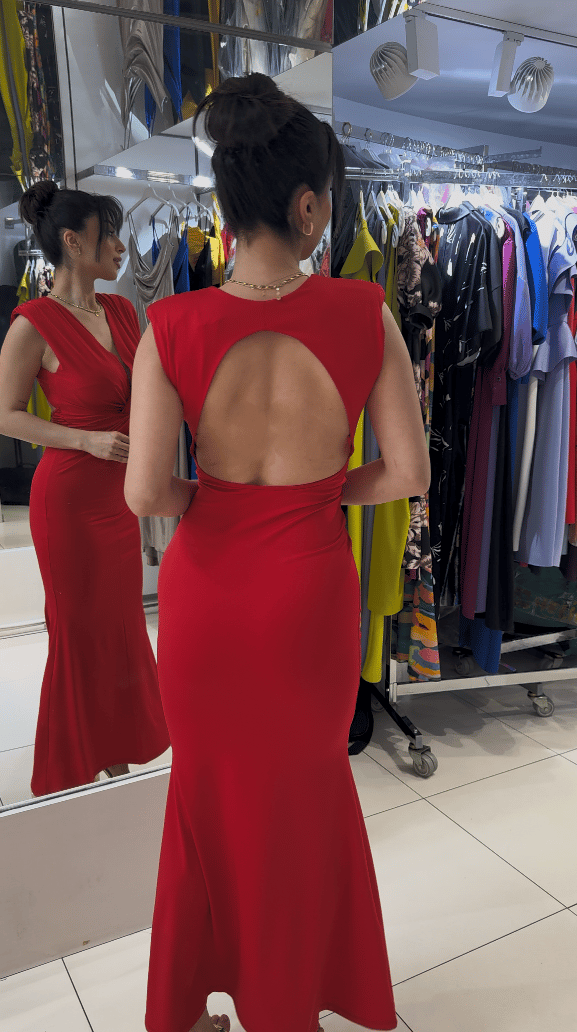 Kırmızı Derin V Yaka Büzgülü Maxi Elbise