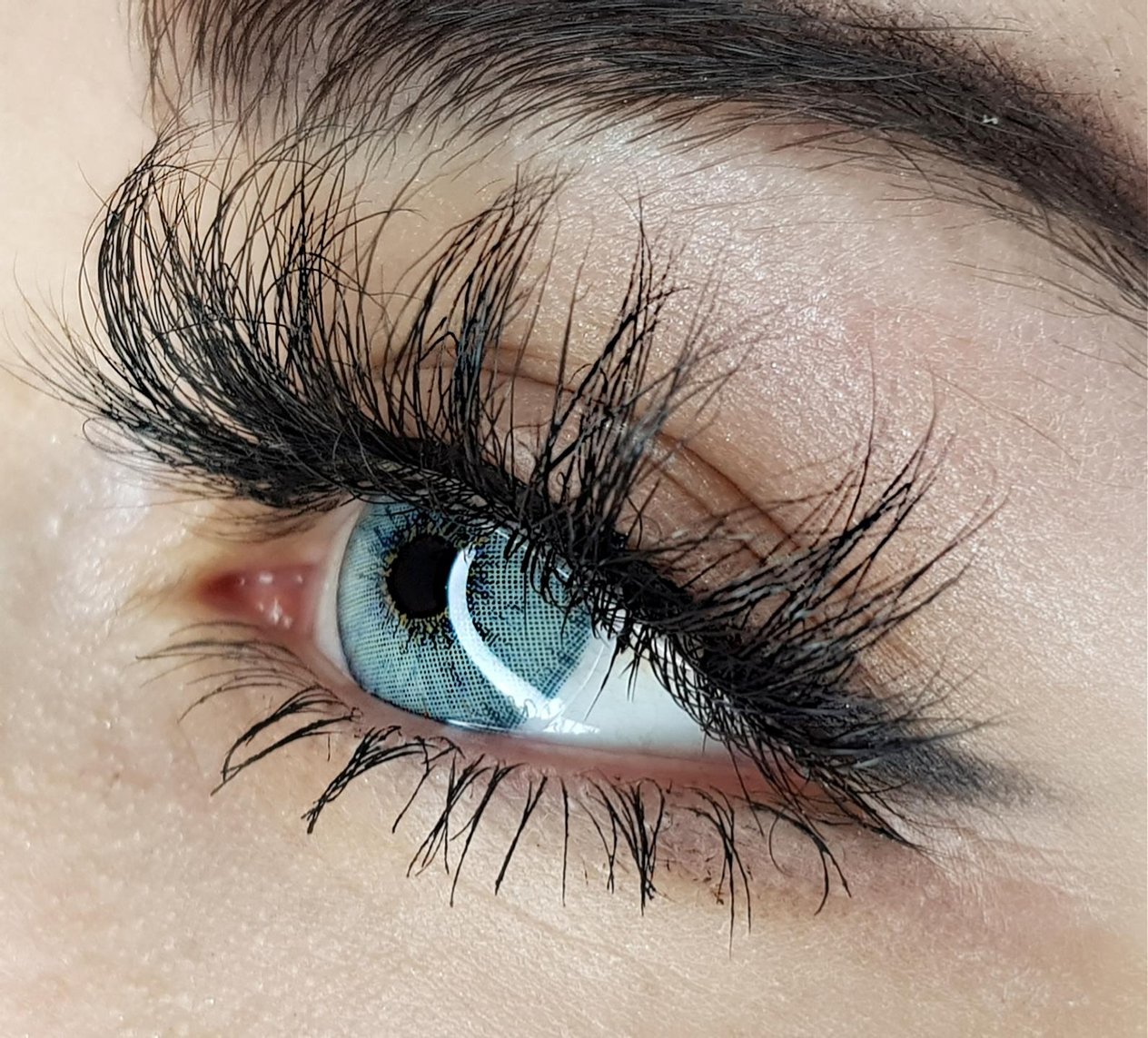 Takmakirpiğim El Yapımı Takma Kirpik Chanel Model Ve Powerliner Kalem Yapıştırıcı