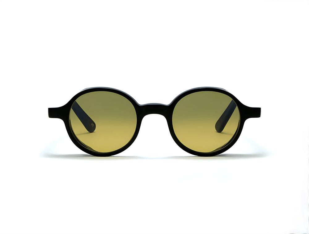 L.G.R L.G.R Reunion Explorer Black 01 / Yel Photochromic 5505 48-23