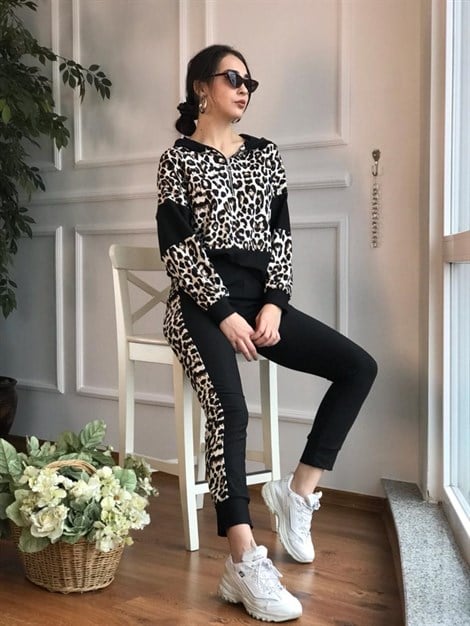 Leopar Desenli Kapşonlu Eşofman Takımı 8465 Siyah