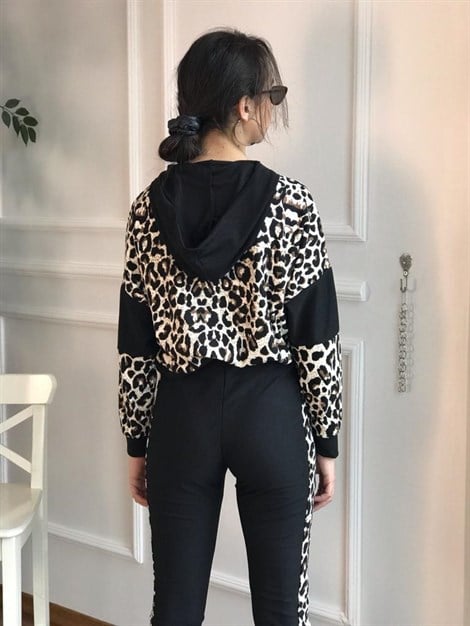Leopar Desenli Kapşonlu Eşofman Takımı 8465 Siyah
