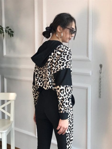 Leopar Desenli Kapşonlu Eşofman Takımı 8465 Siyah