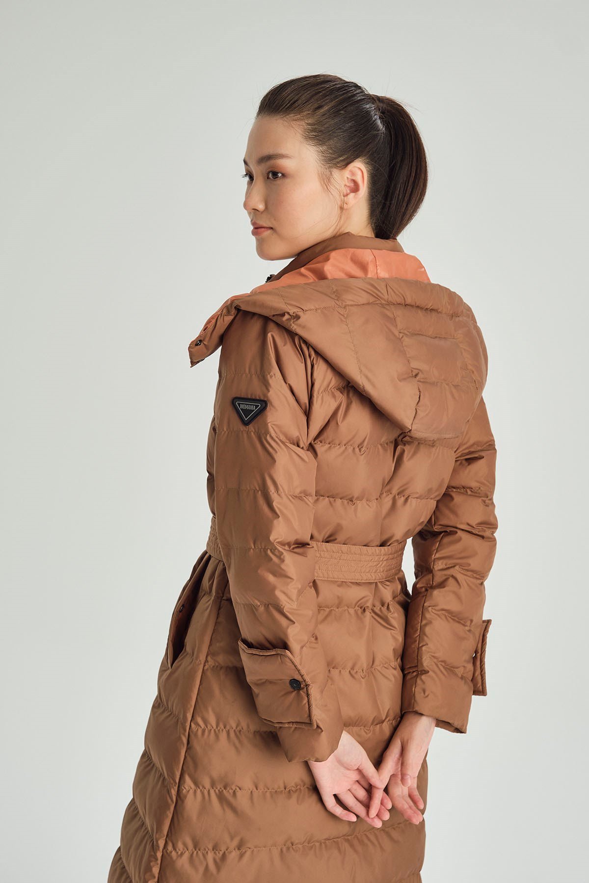 WOMANİA BERLİN MONT