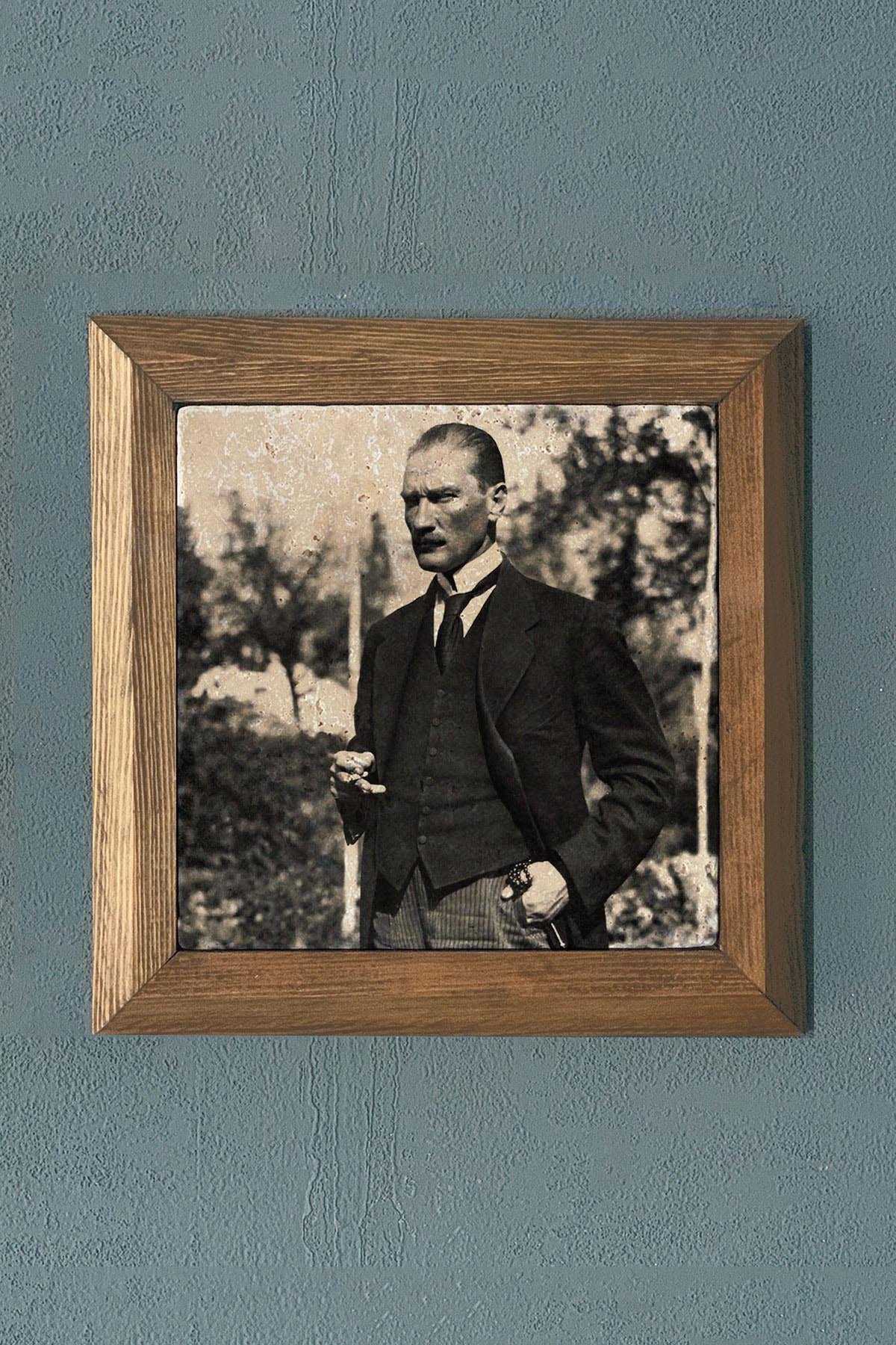 Masif Çerçeveli Atatürk Doğaltaş Tablo Pano Oscar Stone Decor 28X28 CM