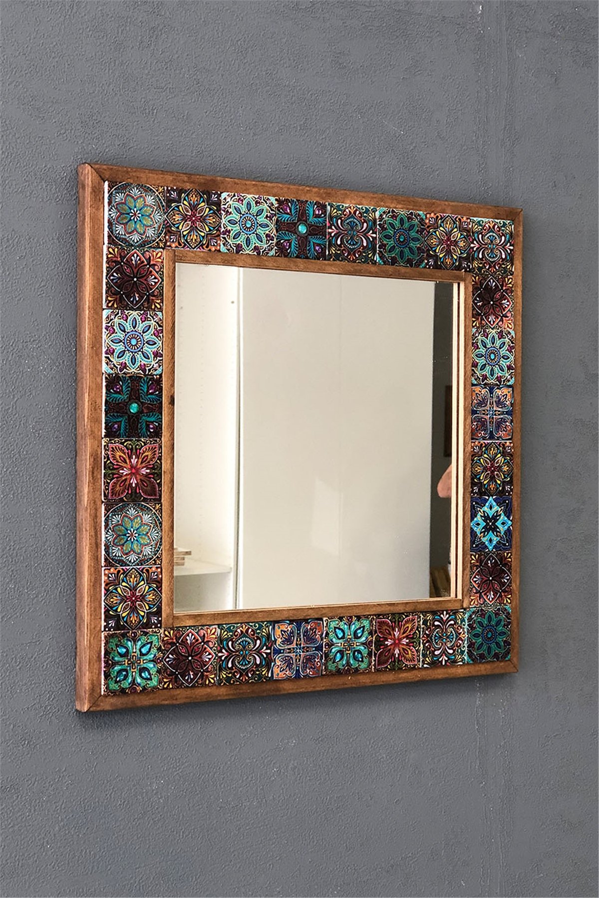OSCAR STONE DECOR ÇERÇEVELİ MOZAİK DOĞALTAŞ AYNA / AYN4040-072