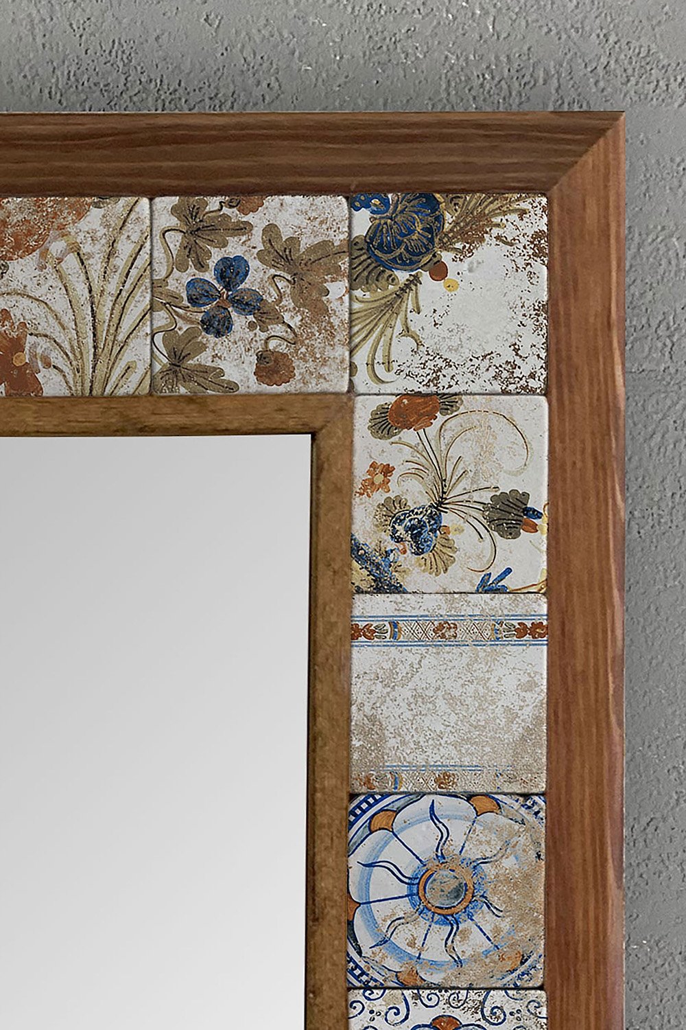 OSCAR STONE DECOR ÇERÇEVELİ MOZAİK DOĞALTAŞ AYNA / AYN4040-074