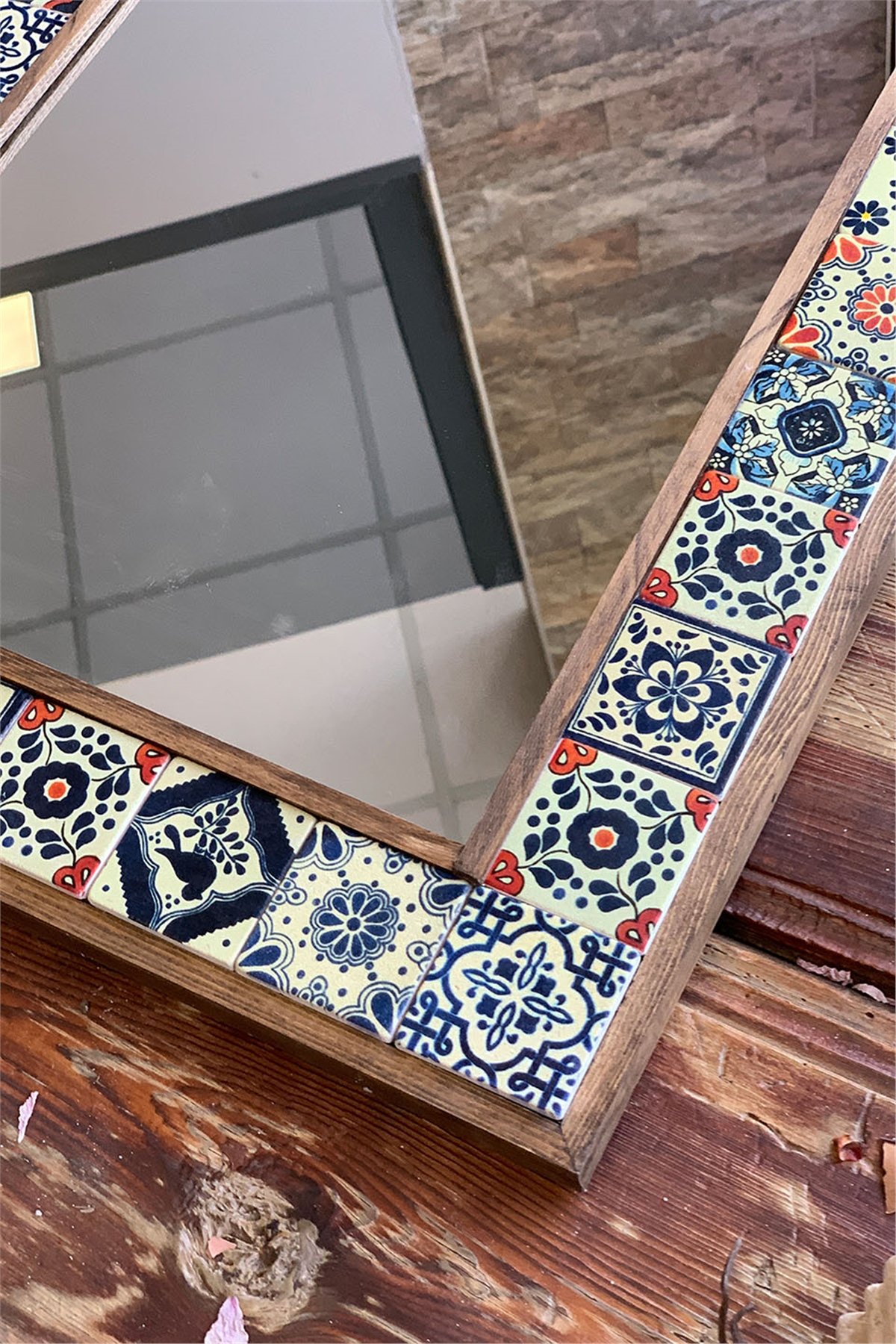OSCAR STONE DECOR ÇERÇEVELİ MOZAİK DOĞALTAŞ AYNA / AYN4060-029