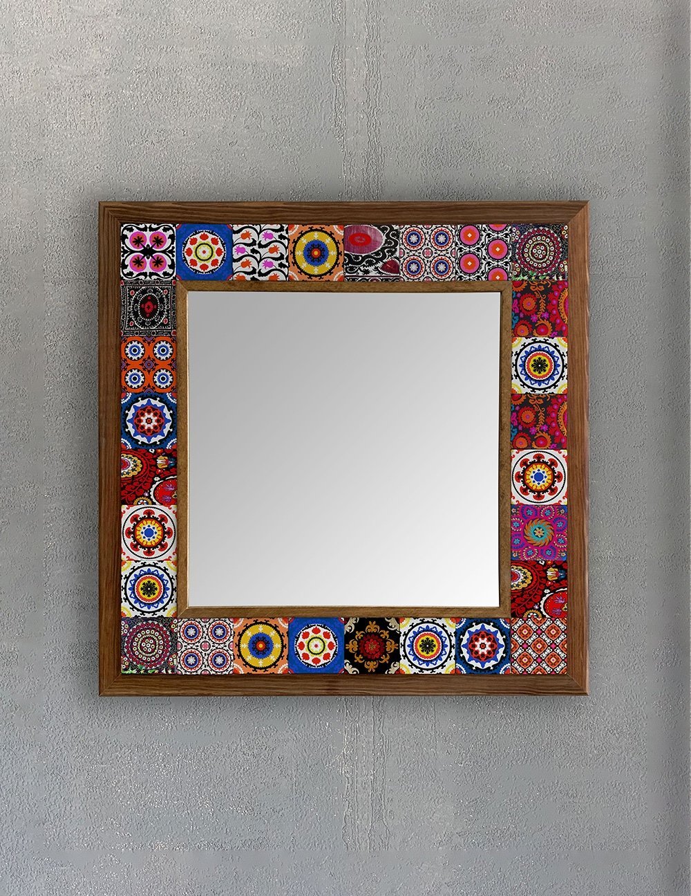 OSCAR STONE DECOR ÇERÇEVELİ MOZAİK DOĞALTAŞ AYNA / AYN4040-040