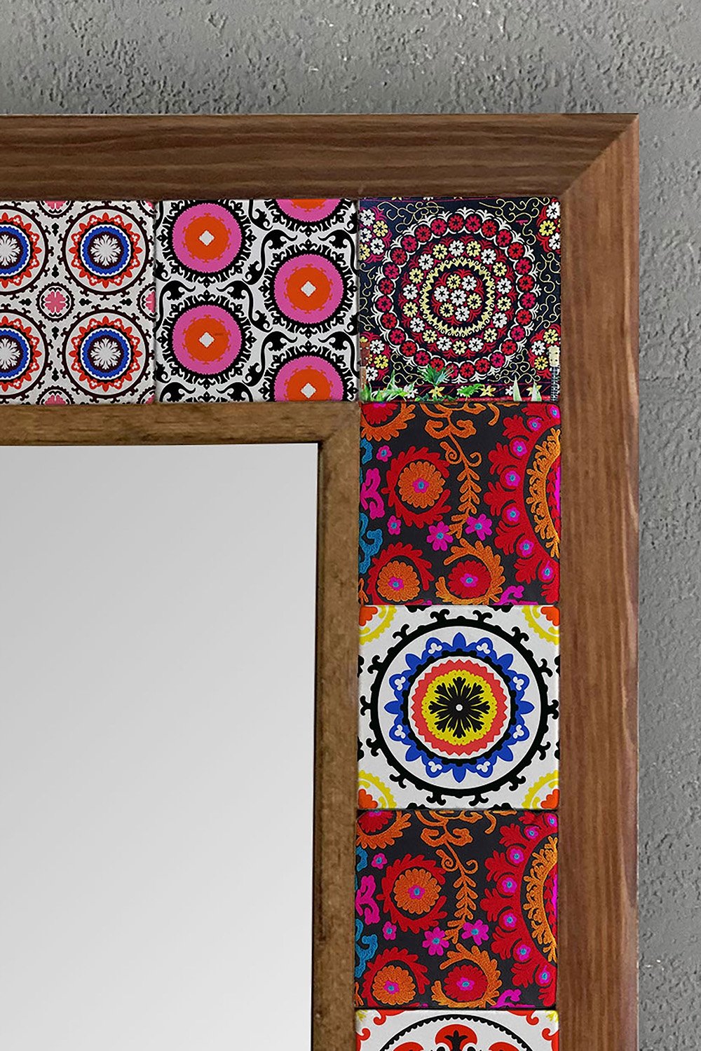 OSCAR STONE DECOR ÇERÇEVELİ MOZAİK DOĞALTAŞ AYNA / AYN4040-040