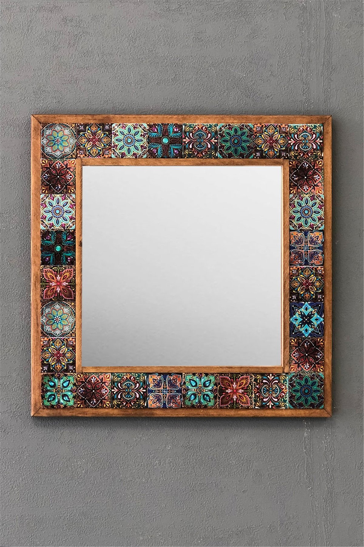 OSCAR STONE DECOR ÇERÇEVELİ MOZAİK DOĞALTAŞ AYNA / AYN4040-072