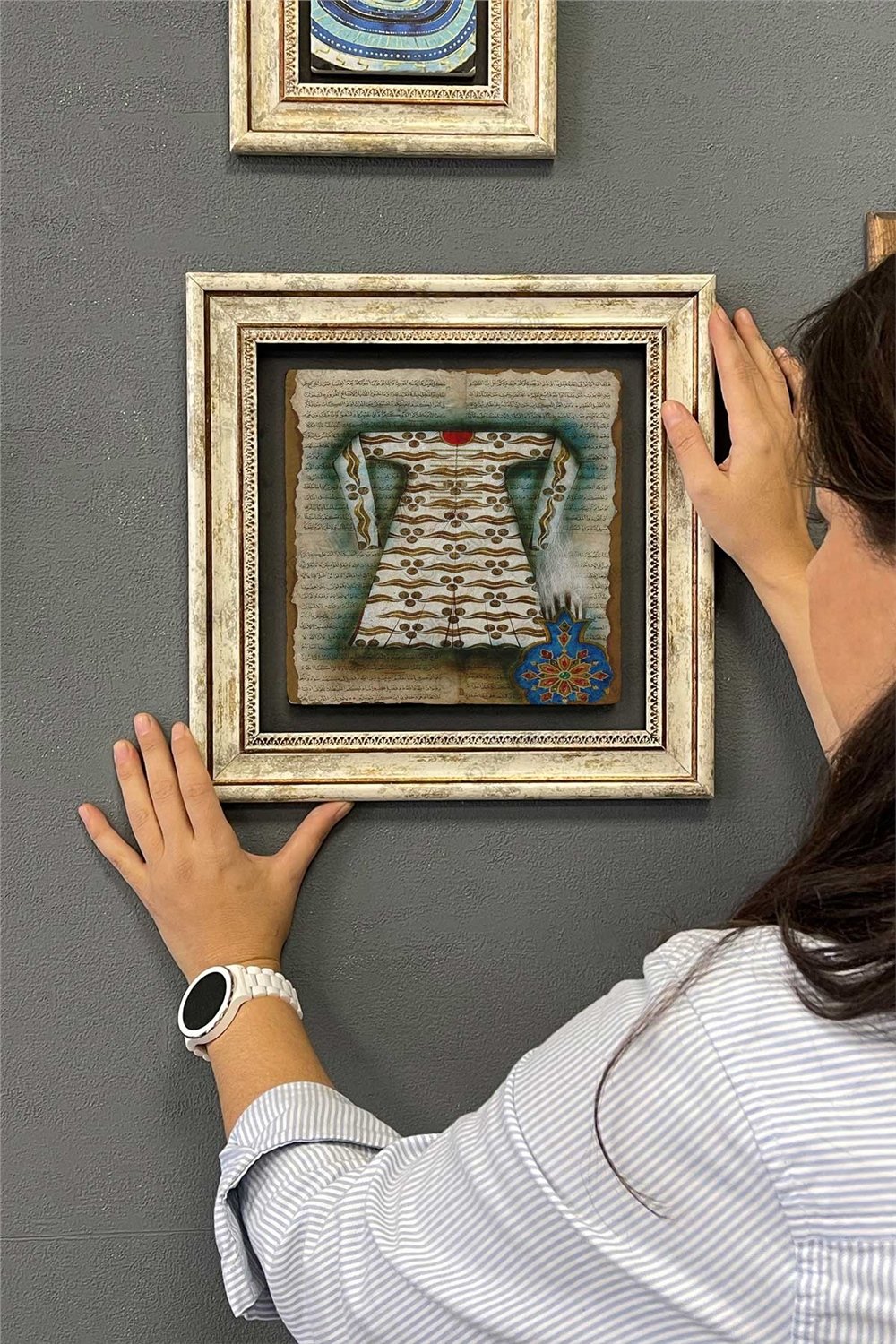 Oscar Stone Decor Çerçeveli Tablo Taş Duvar Dekoru 30 X 30 Cm Padişah Kaftanı Kolaj Çizimi