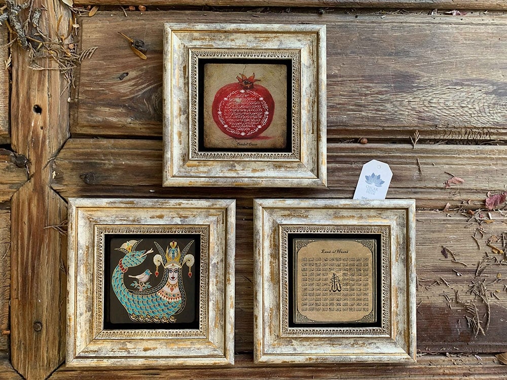 Oscar Stone Decor Çerçeveli Taş Duvar Dekoru Tablo 3'lü Set 20x20cm Nar Duası Şahmeran Esmaül Hüsna