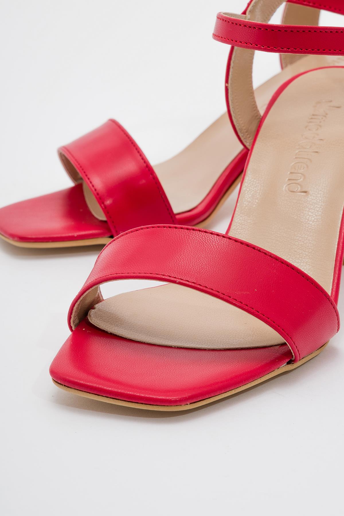 Kadın Sivri Burunlu Stiletto KIRMIZI CİLT