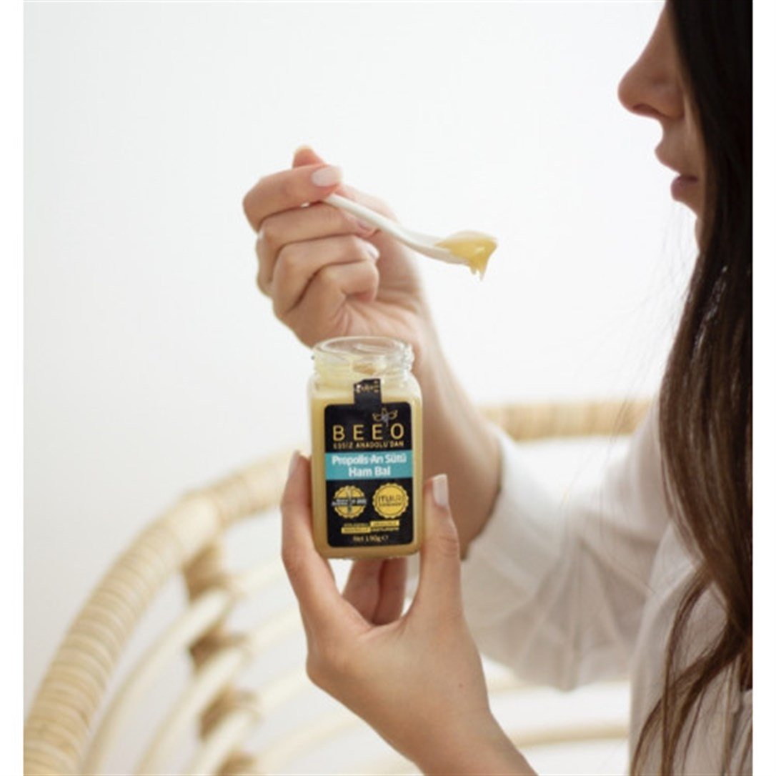 Beeo Propolis Arı Sütü Ham Bal Yetişkinler İçin 190 Gr