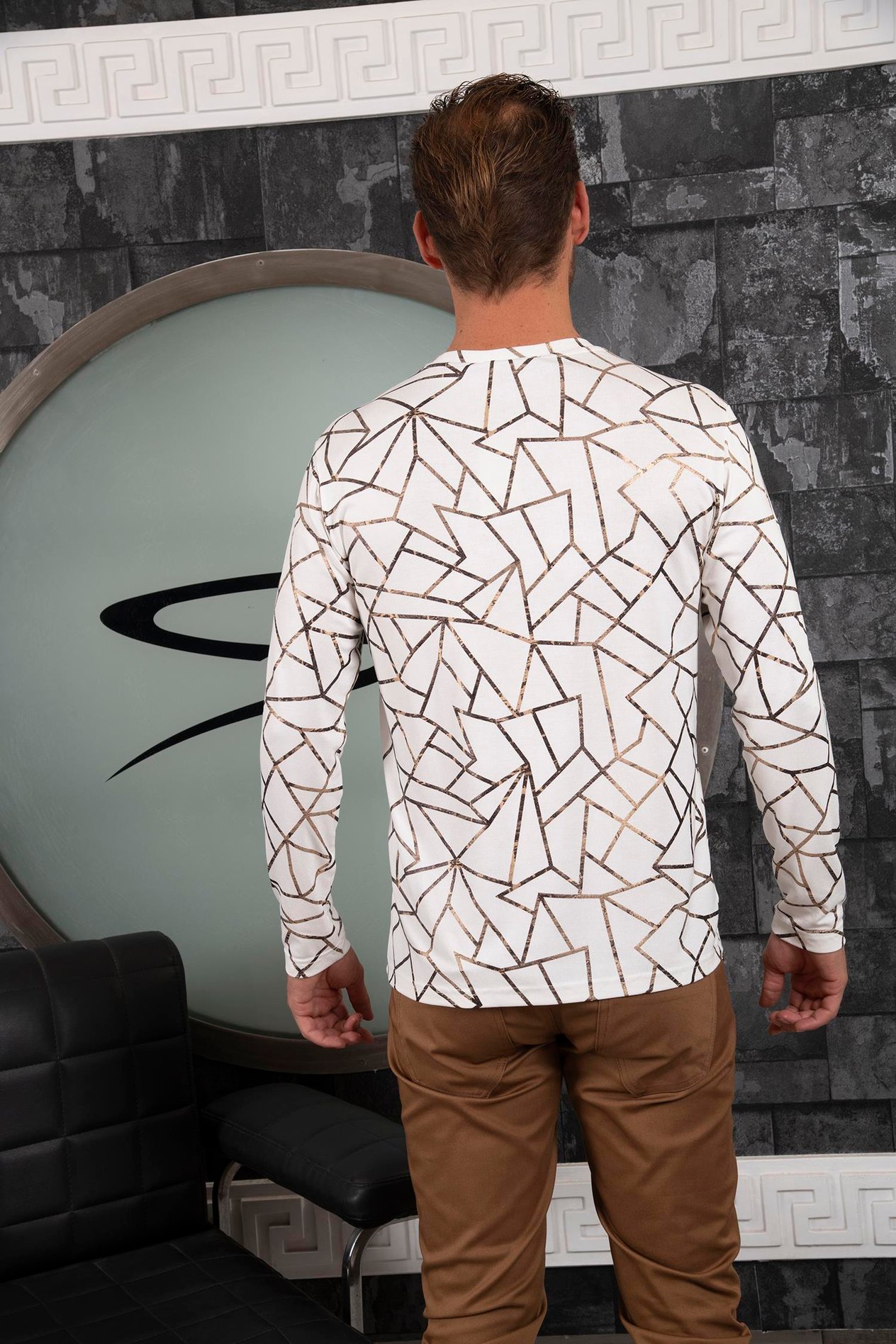 Beyaz Geometrik Desenli Sweatshirt